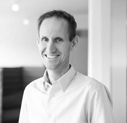 David Kiefer, Experte für Kapitalanlagen und Baufinanzierungen bei viv